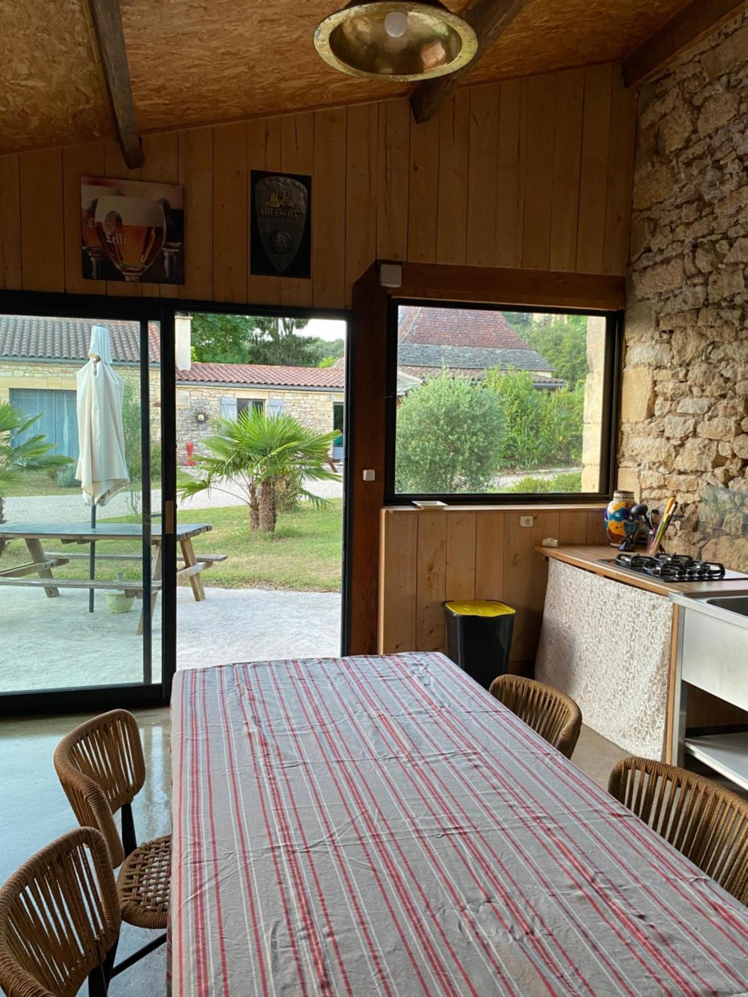 Maison Lou Pader 韦扎克 外观 照片
